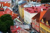 Ihr Hotel befindet sich in unmittelbarer Nhe der schnen Altstadt Tallinns, durch die Sie heute schon ein wenig spazieren knnten.